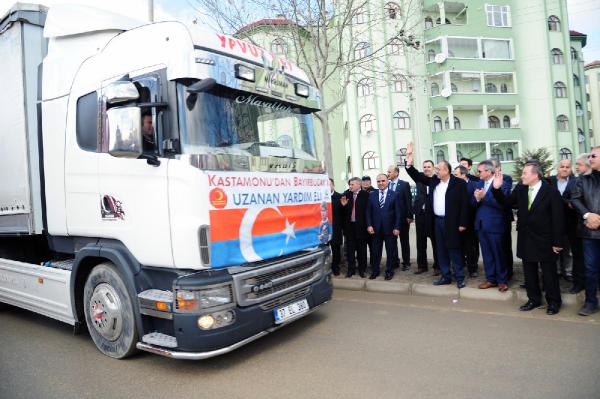 Kastamonu'dan Bayırbucak Türkmenlerine 10 TIR yardım