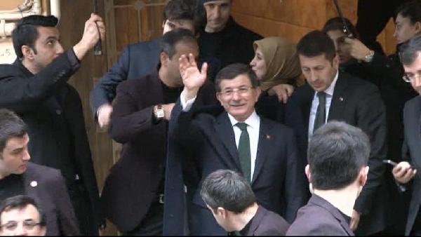 Başbakan Davutoğlu'ndan Gül Ailesi'ne taziye ziyareti