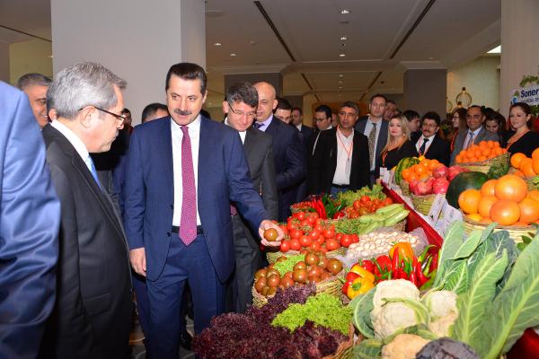Bakan Çelik: Düşürülen uçağın çiftçiyle ne alakası var?