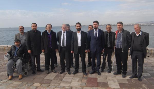 Sendika yöneticileri Yunanistan'ın Zürafa Adası'da işgal edeceğini öne sürdü
