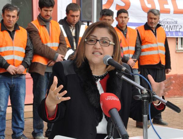 İslahiye’de 436 besiciye 218 ton yem yardımı