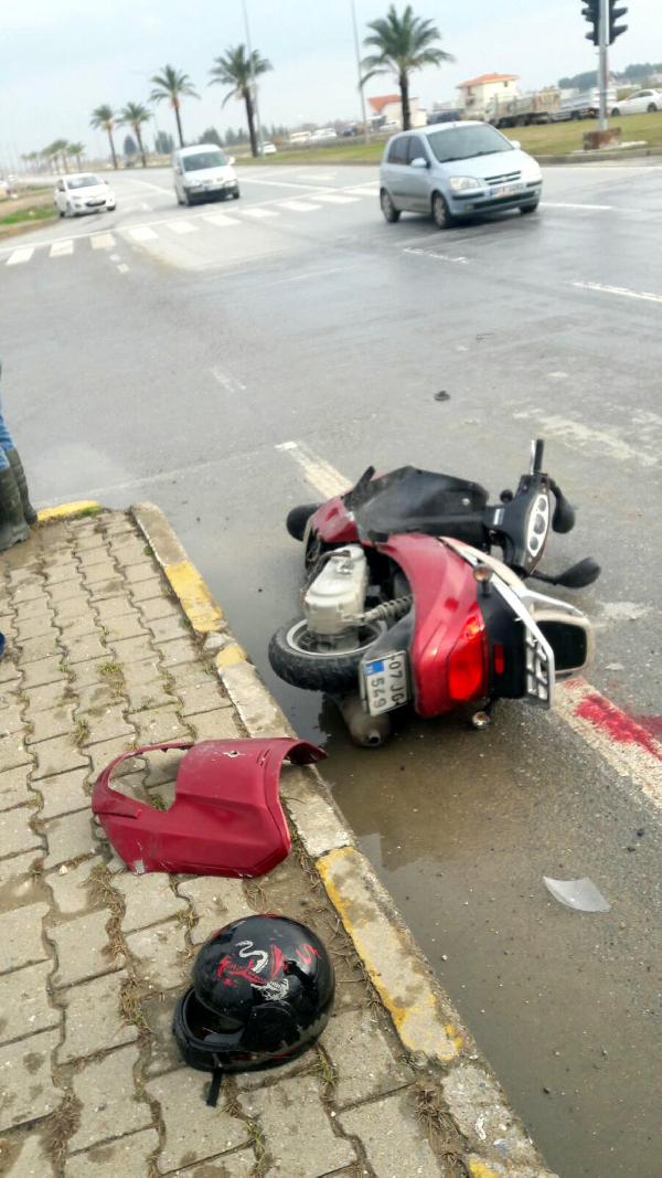 Manavgat’ta motosikletler çarpıştı: 1 ölü, 1 yaralı