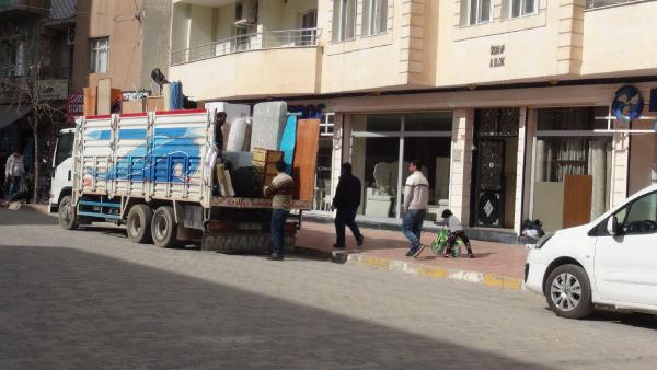 Bakan Ala'nın açıklamasından sonra Nusaybin'den göç başladı