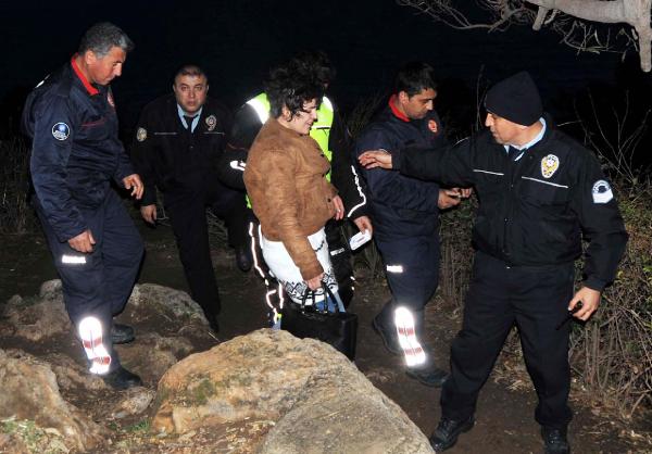 Boşandığı eşi çocuklarını göstermeyice falezlere çıktı