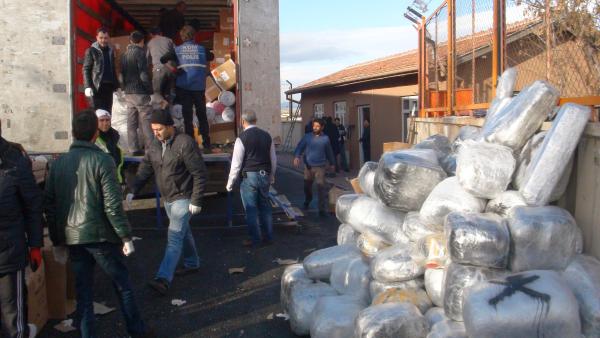 Aksaray'da TIR'da 750 kilo esrar ele geçirildi