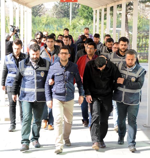 'FETÖ/PDY' operasyonunda 17 kişi adliyeye sevk edildi