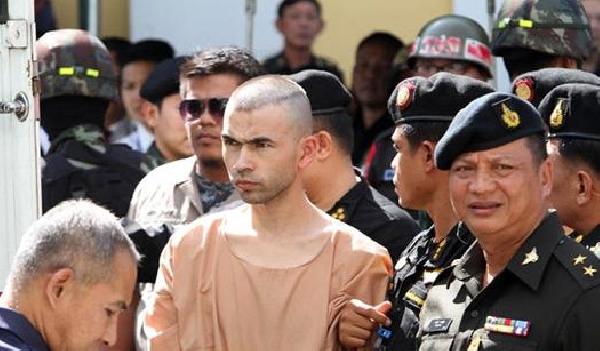 Bangkok bombacısı ifade değiştirdi