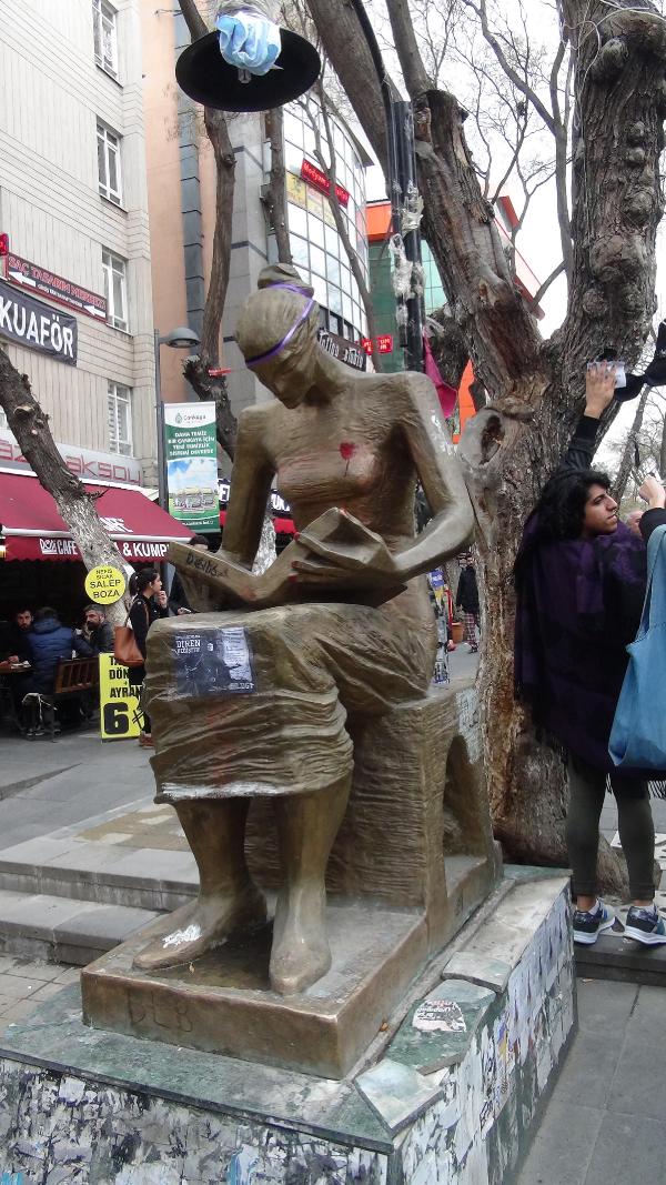 Ankaralı kadınlardan taciz ve tecavüzlere danslı protesto