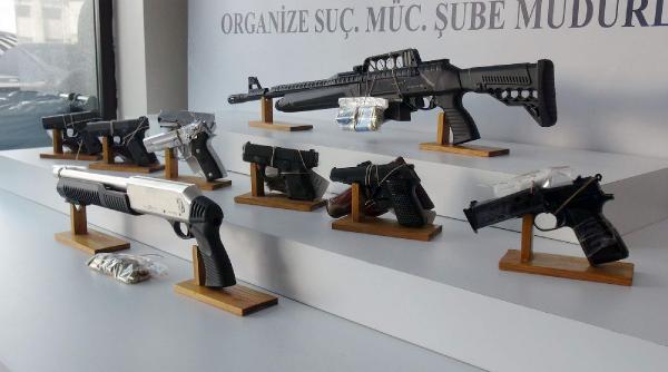Organize suç örgütlerine operasyon; 11 gözaltı