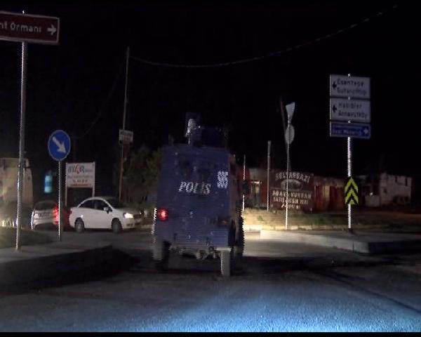 Gazi Mahallesi'nde polis önlemi...