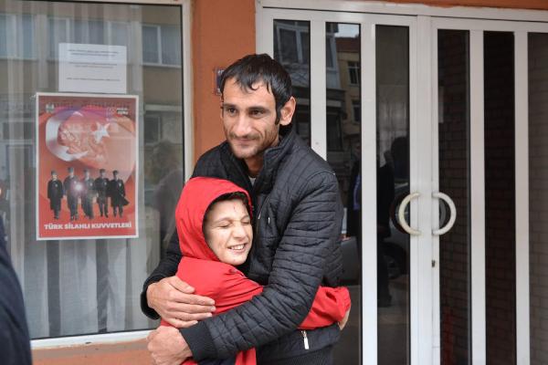DEAŞ’tan kaçırdığı kardeşinden 4 aydır haber alamıyordu, Edirne’de buldu