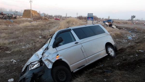Erzincan'da kaza: 2’si ağır 3 yaralı