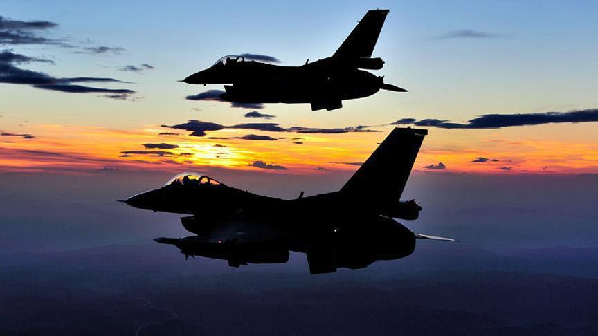 Hollanda uçakları, IŞİD hedeflerini bombaladı