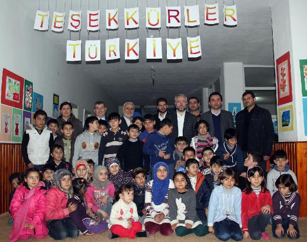 Müftü Güven, Suriyeli öğrencileri ziyaret etti