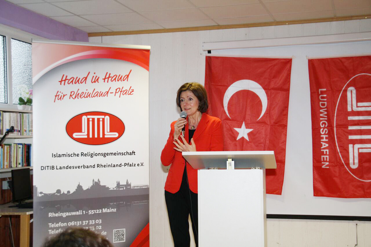 Başbakan Dreyer: DİTİB vazgeçilmez bir ortaktır