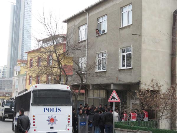 Ümraniye'de tahliye gerginliği