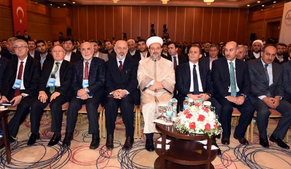 Görmez; Kalplerde açılan hendekleri kin ve nefrede dönüşmeden kapatmalıyız
