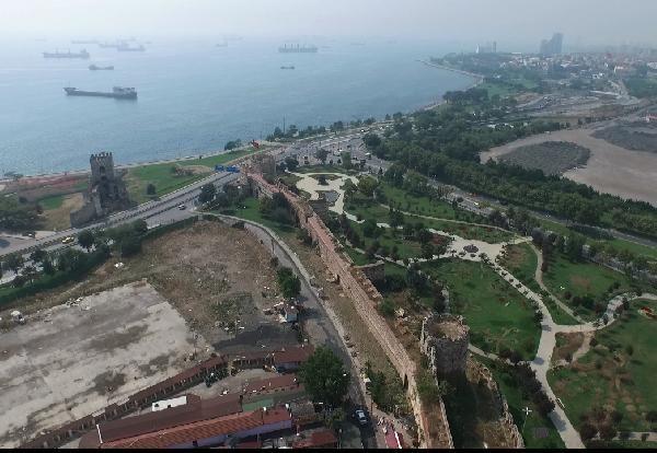 Tarihi Surlara Avrasya Tüneli düzenlemesi