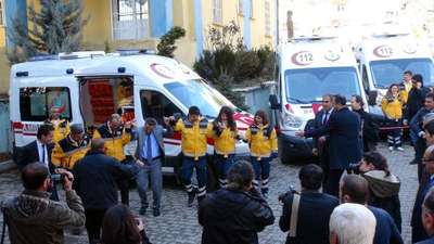 Tunceli'ye görderilen 4 ambulans törenle hizmete girdi
