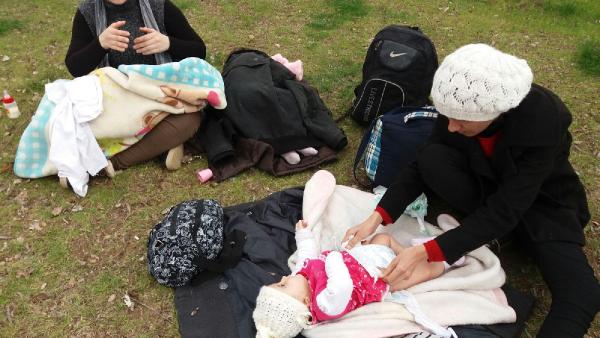 Ayvalık'ta jandarma 90 mülteci ile 2 organizatörü yakaladı