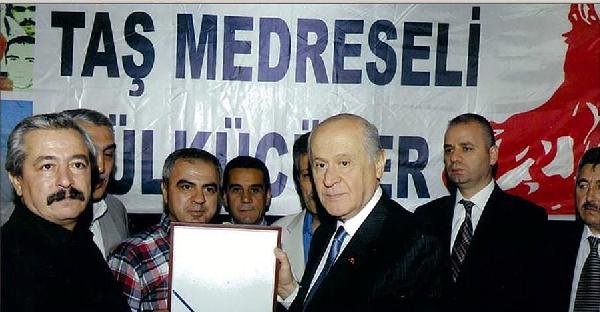 Taş Medreseli ülkücülerden, Bahçeli'ye geçmiş olsun ziyareti