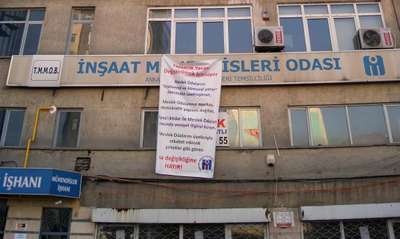 Mimar ve mühendislerden pankartlı protesto