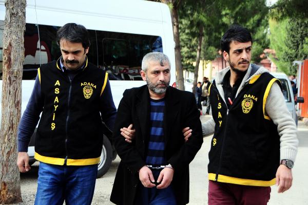 Cinayet şüphelisi, gizlendiği evde şafak operasyonuyla yakalandı