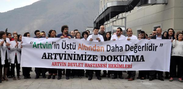 Cerattepe'de çevrecilere coplu ve gazlı müdahaleden sonra, maden şirketi işe başladı (2)