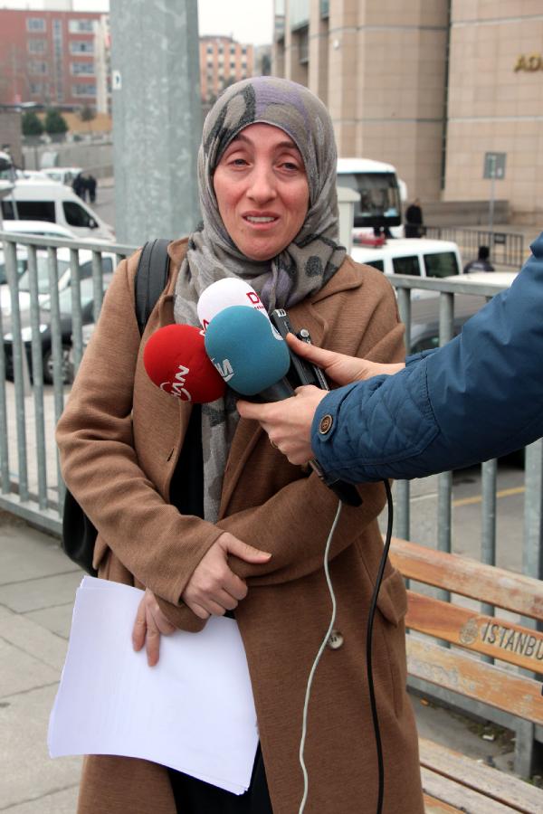 Babalarının ölümünden 5 ay sonra adliyelik oldular