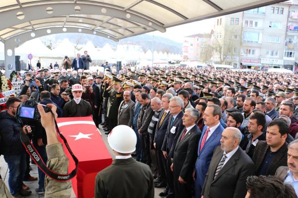 Ankara'daki patlamada ölen Cumali Akman'ı 10 bin Çankırılı uğurladı