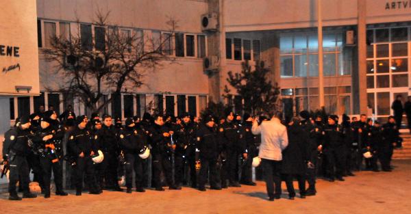 Cerattepe'de çevrecilere coplu ve gazlı müdahaleden sonra, maden şirketi işe başladı (3)
