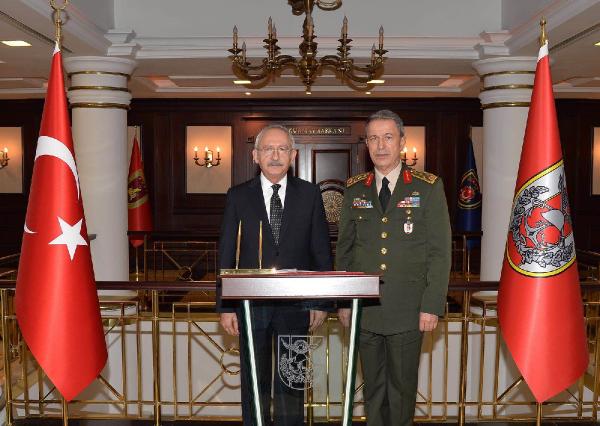 Kılıçdaroğlu'ndan Genelkurmay Başkanı Hulusi Akar'a 'Başsağlığı' ziyareti