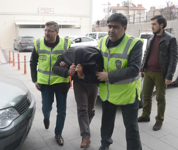 Telefon dolandırıcılarını taksici polisler yakaladı