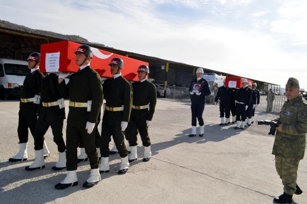 İdil şehitleri için Şırnak'ta uğurlama töreni