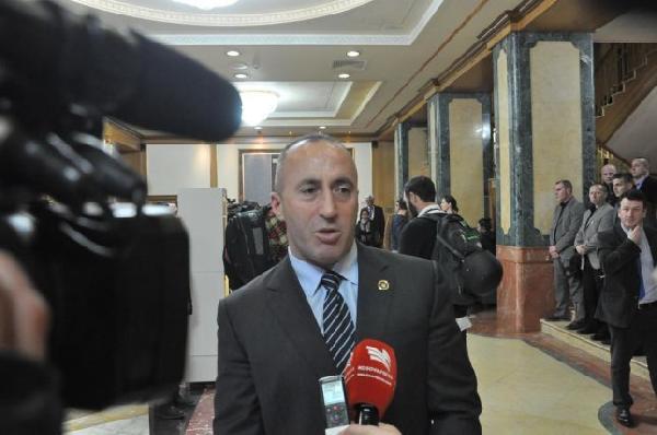 Kosova’da siyasi kriz büyüyor