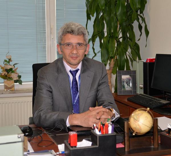 Prof. Dr. Akova: Sadece spor yaparak zayıflamak imkansız