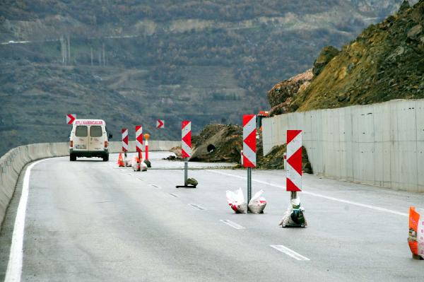 Tokat çevre yolunda toprak kayması