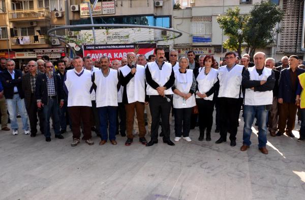 Sokağa çıkma yasağı protesto edildi