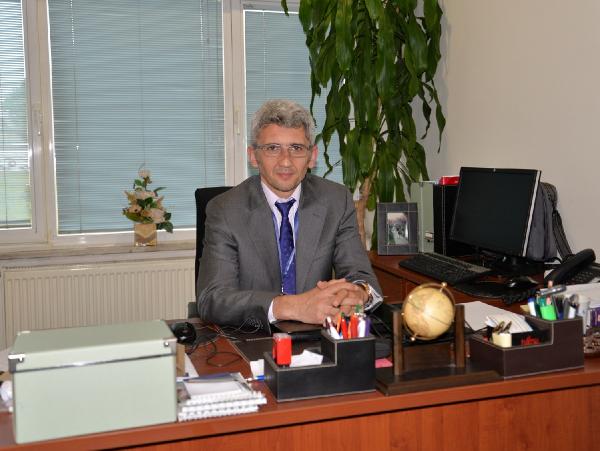 Prof. Dr. Akova: Spor yaparak zayıflamak imkânsız