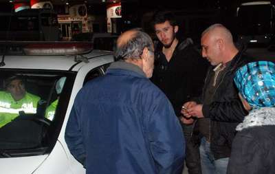 Sürücülerin ayna kavgası