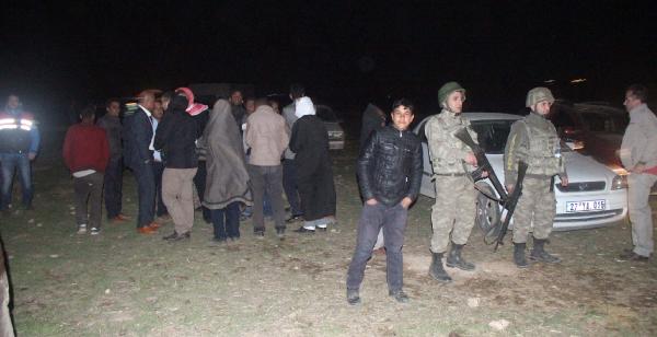 PYD'den PKK'lılara gönderilen cephanelik saman balyalarının altından çıktı