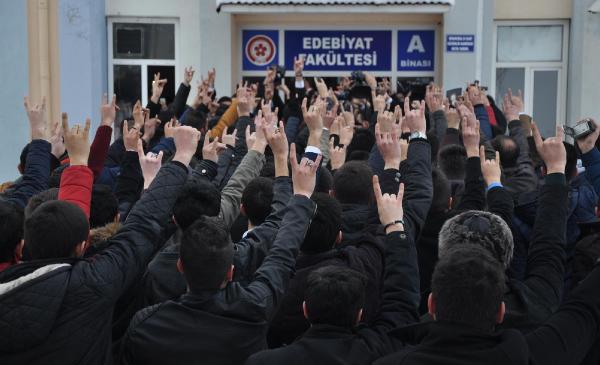 Sivas'ta 'Fırat Çakıroğlu' için yürüdüler