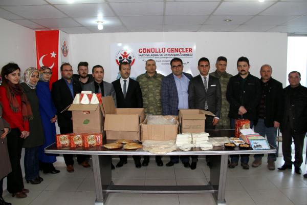 Erzincan'dan terörle mücadele edenlere yöresel ürün