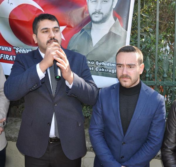 Çakıroğlu'nu anan Ülkücüler, Rektör'ü istifaya çağırdı