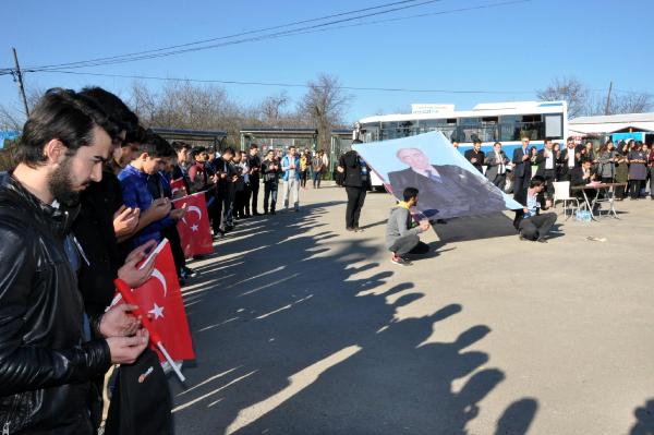 Bartın'da, Fırat Çakıroğlu için anma
