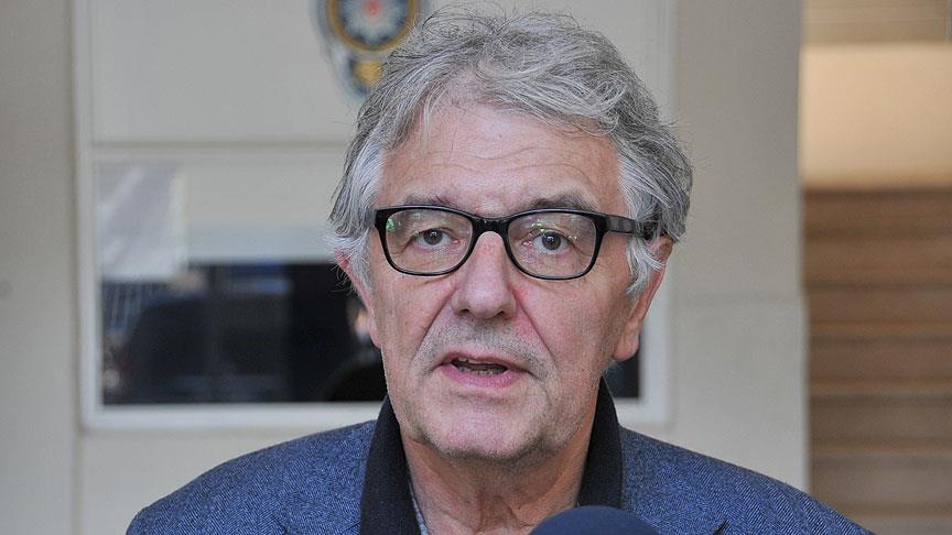 'İktidarın sığınmacı politikasına tepki olarak istifa etti'