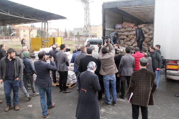 Şanlıurfa'dan Suriye ve terör mağdurlarına 4 TIR yardım