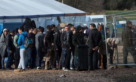 Almanya sertleşen sığınmacı paketini onayladı