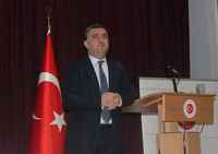 Başkonsolos derneklerle görüştü