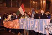 Macaristan'da hükümet karşıtı protesto